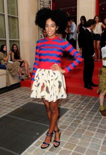 Solange feet photo thumbnail