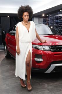 Solange feet photo thumbnail