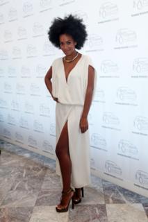 Solange feet photo thumbnail