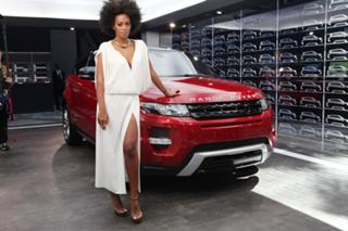 Solange feet photo thumbnail