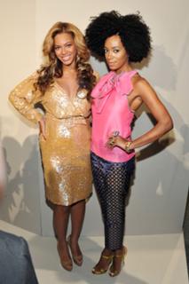 Solange feet photo thumbnail