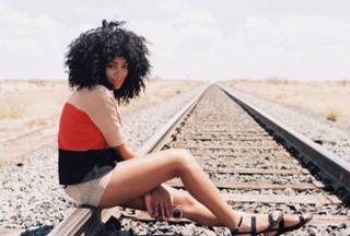 Solange feet photo thumbnail
