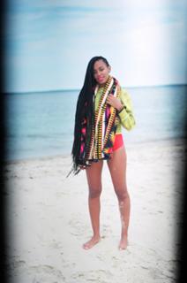 Solange feet photo thumbnail