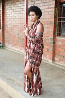 Solange feet photo thumbnail