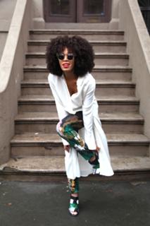 Solange feet photo thumbnail