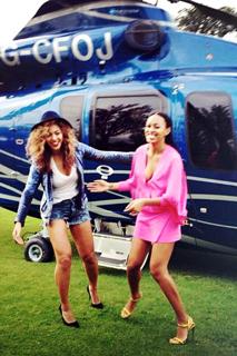 Solange feet photo thumbnail