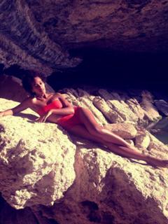 Solange feet photo thumbnail