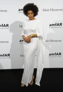 Solange feet photo thumbnail