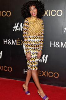 Solange feet photo thumbnail