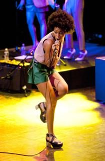 Solange feet photo thumbnail