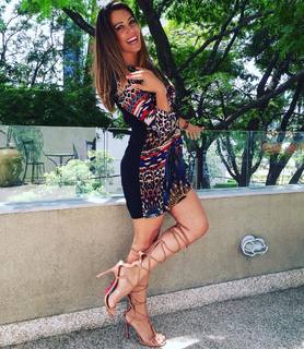 Solange Frazão feet photo 9