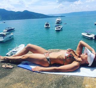Solange Frazão feet photo 20