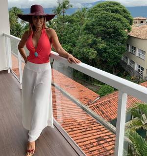 Solange Frazão feet photo 13