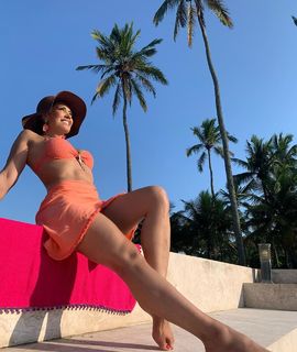 Solange Frazão feet photo 9