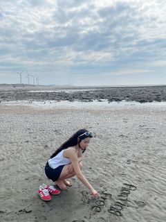 Solar feet photo 8