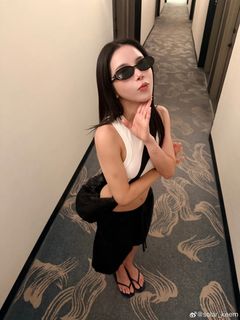 Solar feet photo 17