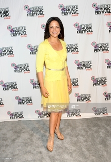 Soledad O'Brien feet photo thumbnail
