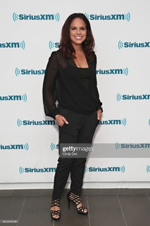 Soledad O'Brien feet photo thumbnail