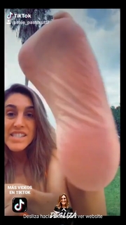 Soledad Pastorutti feet photo 5
