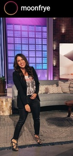 Soleil Moon Frye feet photo thumbnail
