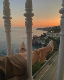 Soleil Sorgè feet photo 17
