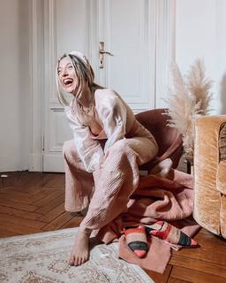 Soleil Sorgè feet photo 10