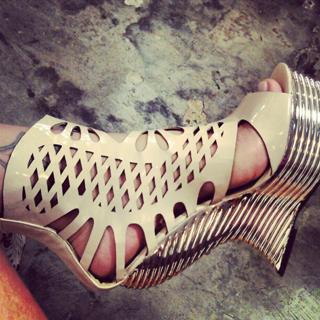 Solenn Heussaff feet photo 12