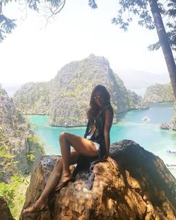 Solenn Heussaff feet photo 19