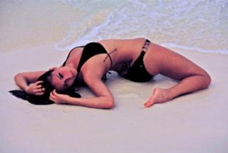 Solenn Heussaff feet photo 17