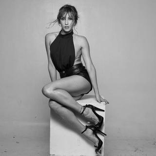 Solenn Heussaff feet photo 3