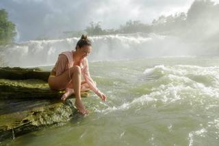 Solenn Heussaff feet photo 15