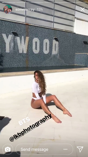 Sommer Ray feet photo thumbnail