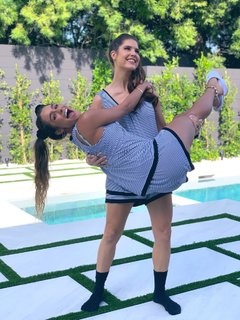 Sommer Ray feet photo thumbnail