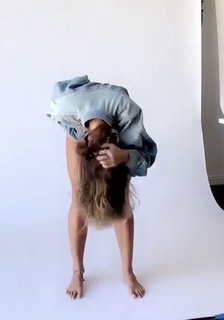 Sommer Ray feet photo thumbnail