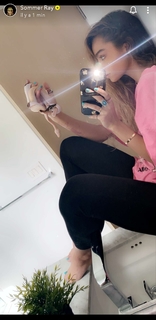 Sommer Ray feet photo thumbnail
