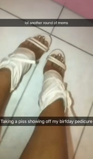 Sommer Ray feet photo thumbnail