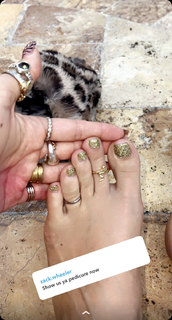 Sommer Ray feet photo thumbnail
