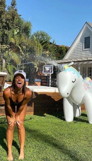 Sommer Ray feet photo thumbnail