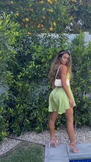 Sommer Ray feet photo thumbnail