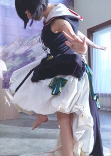 Son Chae-young feet photo thumbnail