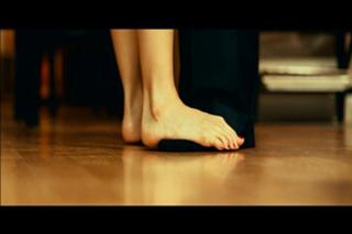 Son Ye-jin feet photo thumbnail