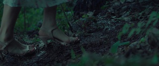 Son Ye-jin feet photo thumbnail