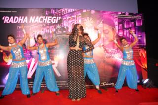 Sonakshi Sinha feet photo thumbnail