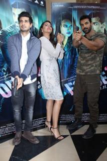 Sonakshi Sinha feet photo thumbnail