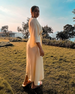 Sonakshi Sinha feet photo thumbnail
