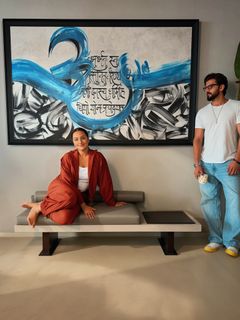 Sonakshi Sinha feet photo 8