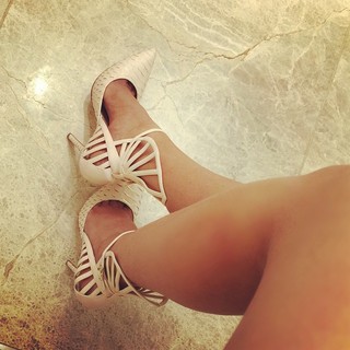 Sonal Chauhan feet photo thumbnail