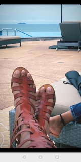 Sonal Chauhan feet photo thumbnail