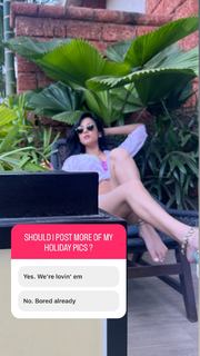Sonal Chauhan feet photo thumbnail