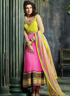 Sonali Bendre feet photo thumbnail